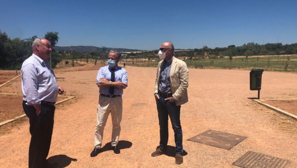 700 árboles y praderas repoblarán los parques de Levante y de Flamenco