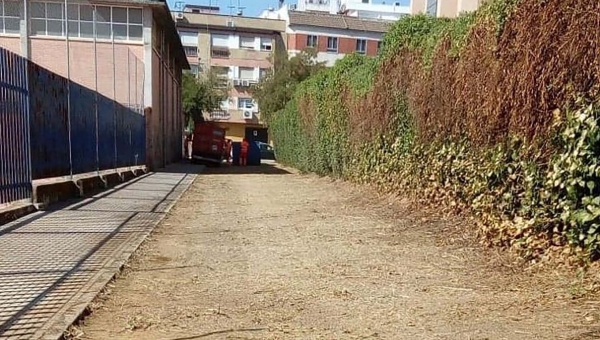 El Ayuntamiento habilita un pasaje natural para conectar el barrio de Fátima con el Parque de Levante