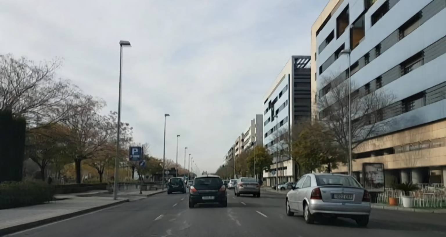 Se estudia reducir la velocidad a 30 km/h en Carlos III