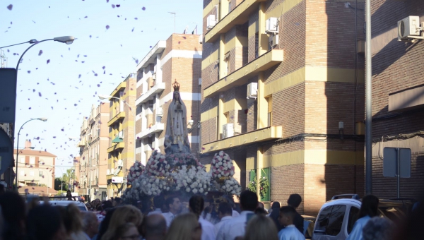 La procesión de Fátima en imágenes