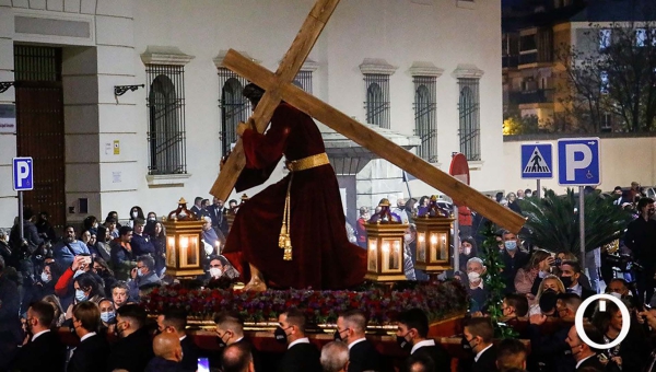 Jesús de la Victoria sale al encuentro del barrio de Fátima