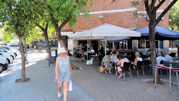 Un día de agosto en el barrio cordobés de Fátima, en imágenes