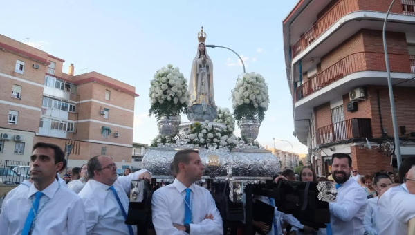 Horario y recorrido de la procesión de la Virgen de Fátima de Córdoba 