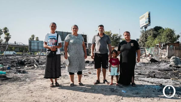 La vida entre cenizas una semana después del incendio en el asentamiento chabolista de Córdoba 